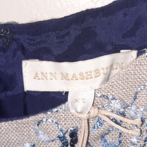 ANN MASHBURN Linen Susy Shift Dress Floral Embroidered Sleeveless Tan Khaki Blue - Picture 8 of 10